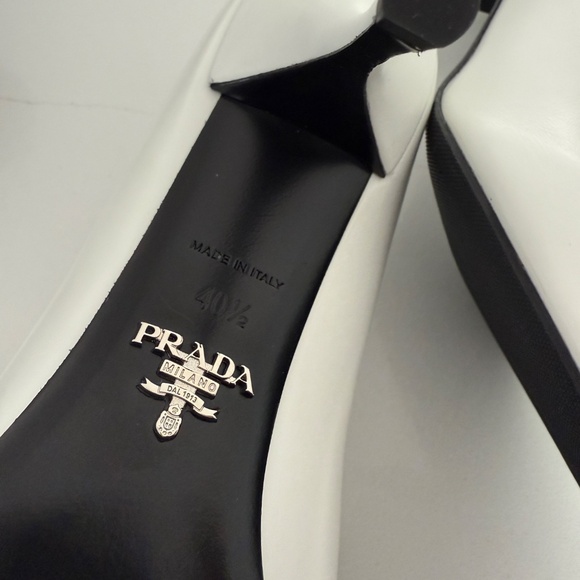 Prada Leather White Pumps Contemporary Pointed To Elegant Shoes Heels Size 40.5 - Picture 11 of 11